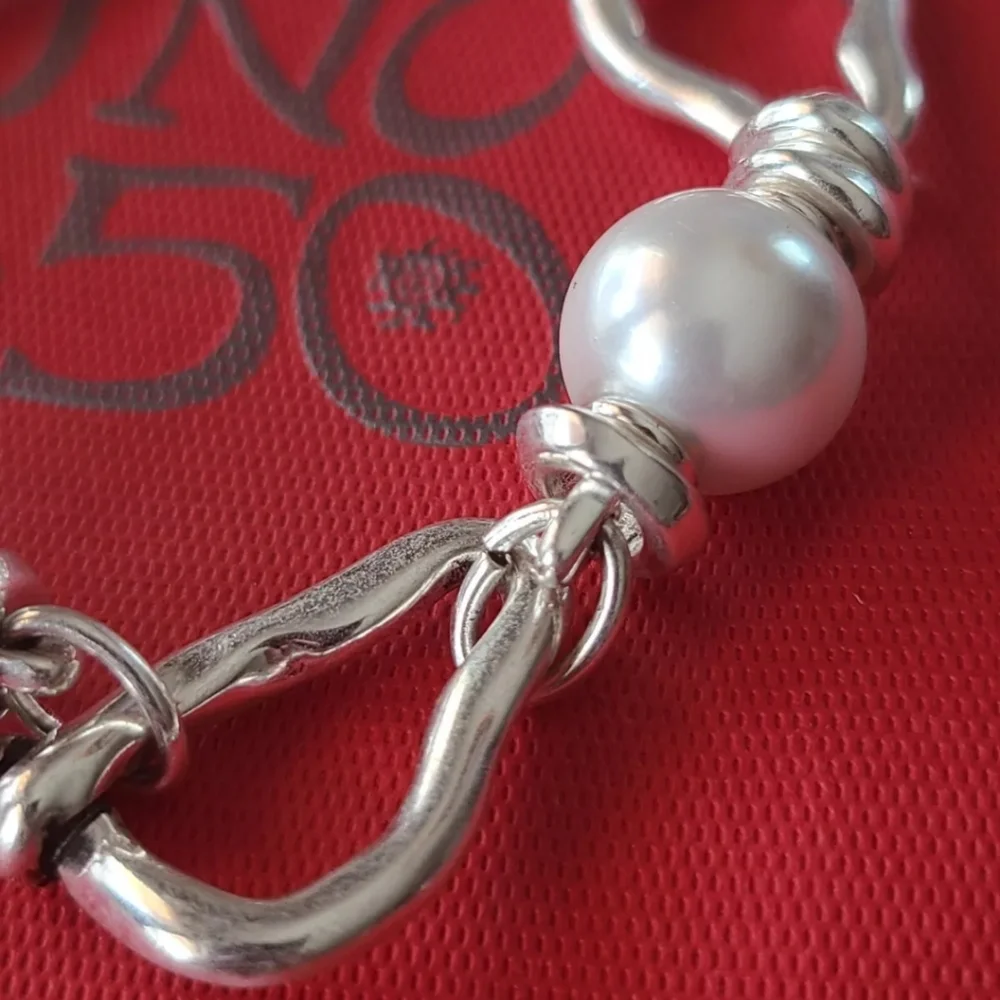 UNO de 50 Bracelet • Perla Mosqueta • BN